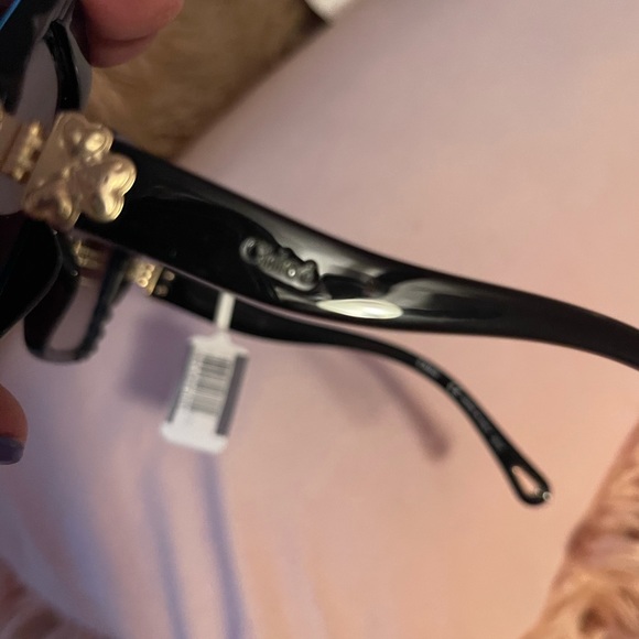 BN -Chloe Black Sunglasses main image 5
